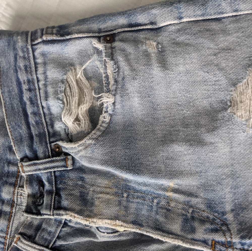 SOLD🔥501 Levi's - Picture 12 of 16